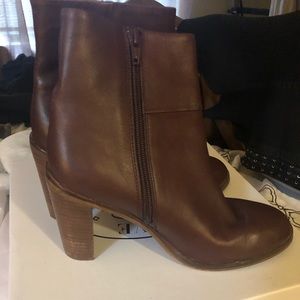 Seychelle’s size 8